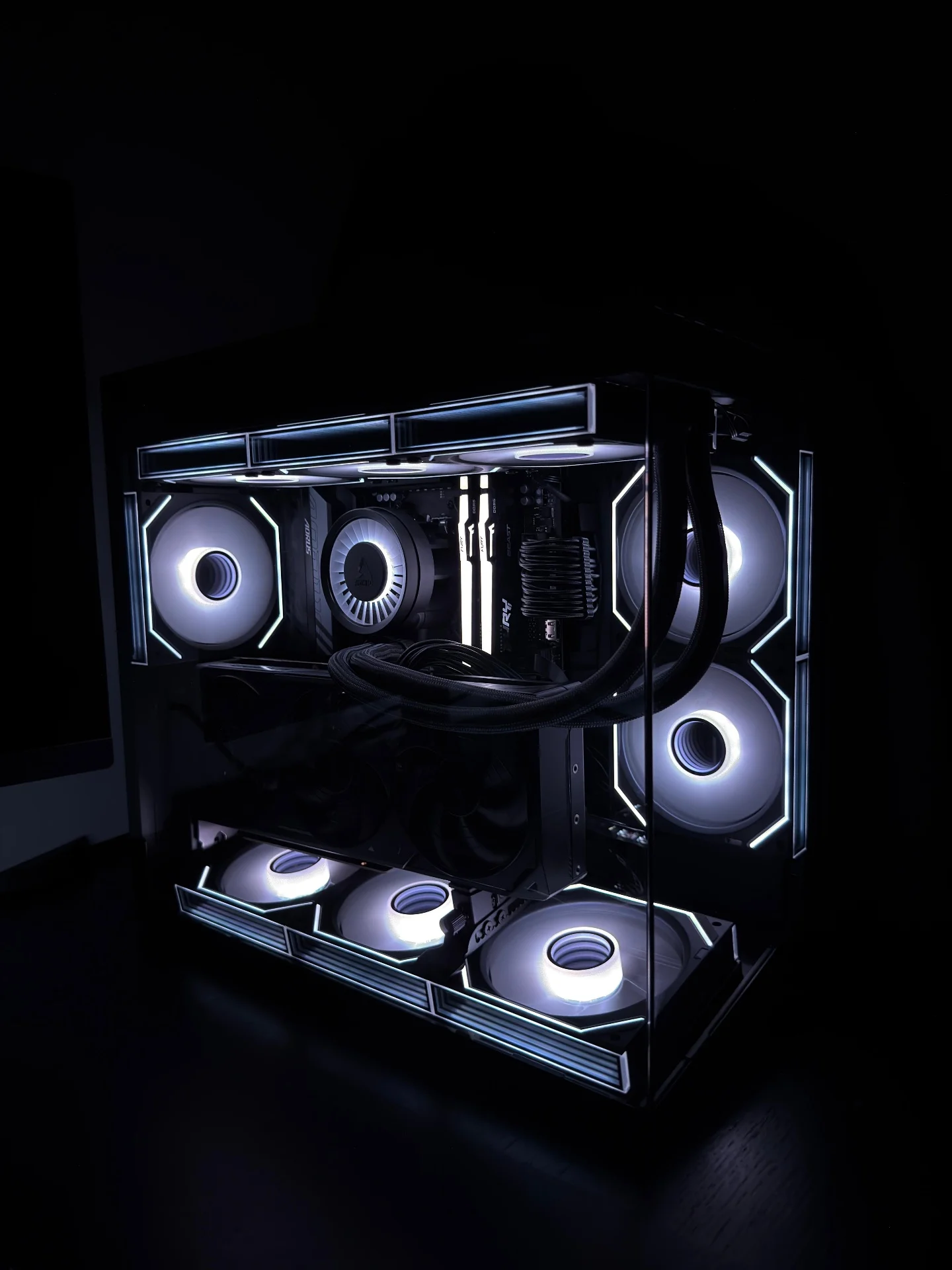 Arceno build O11 Mini V2